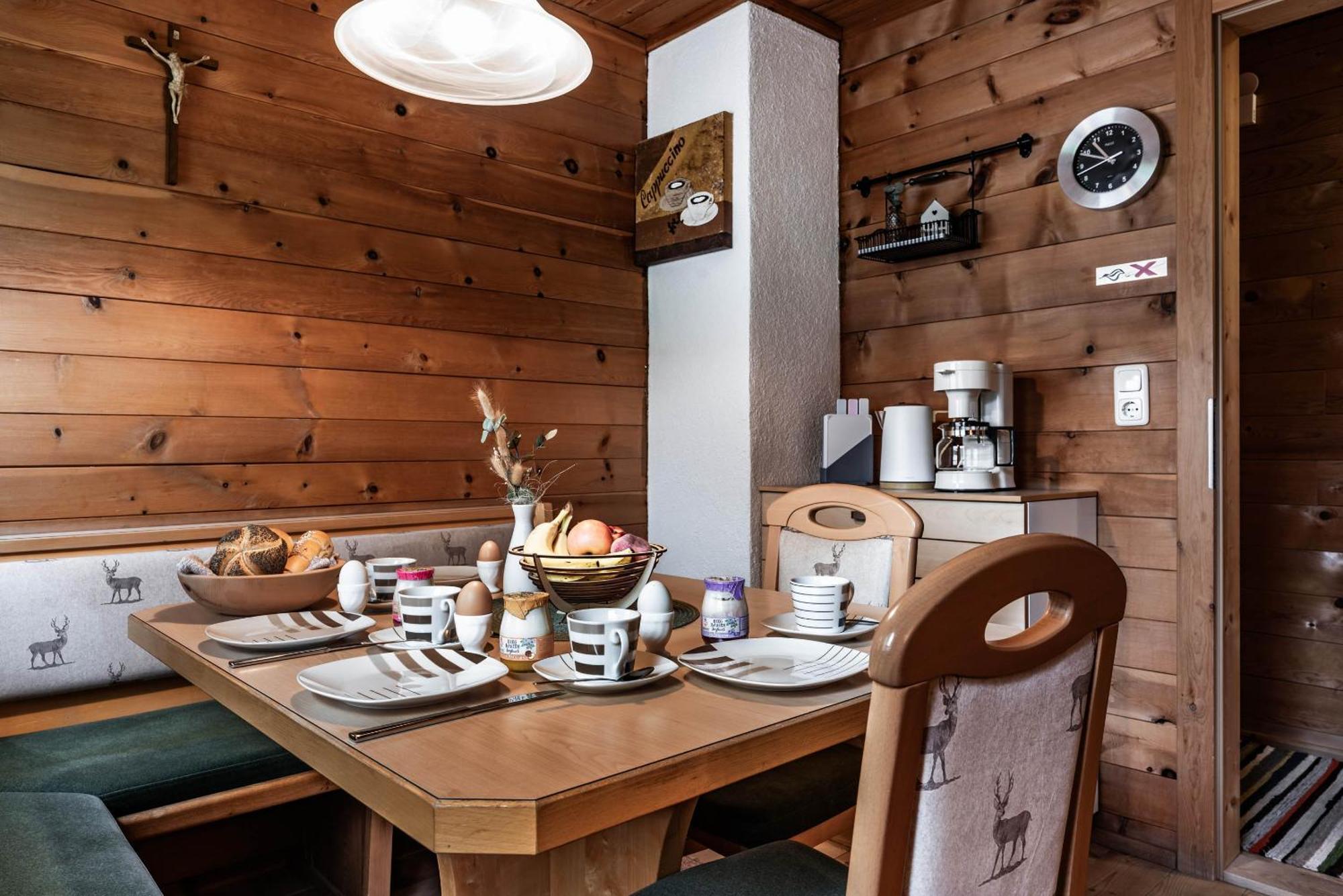Holzknechthuette Villa Mayrhofen Exteriör bild