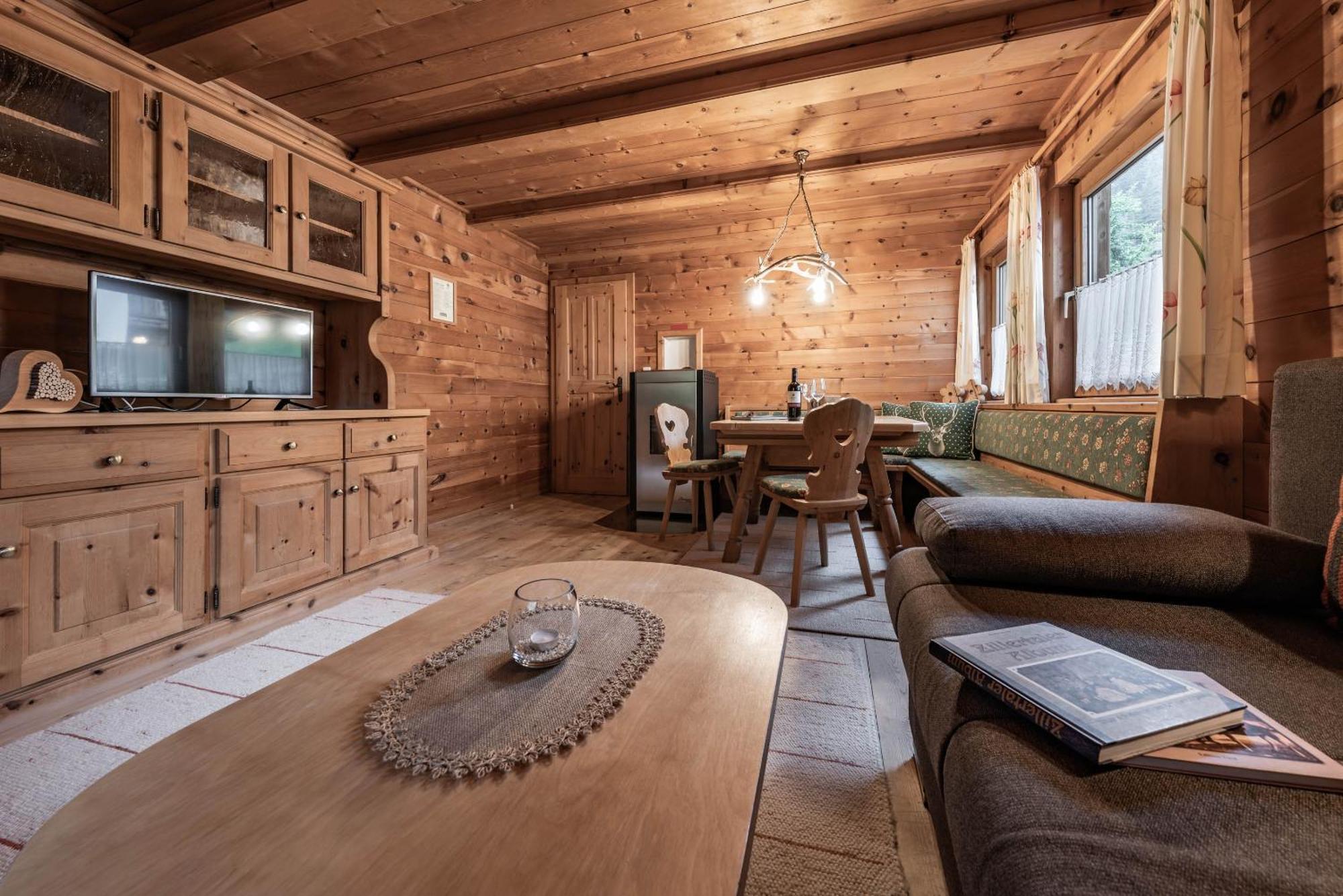 Holzknechthuette Villa Mayrhofen Exteriör bild